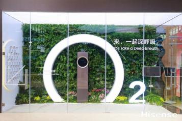 商店的玻璃窗上有貼商標(biāo)

低可信度描述已自動生成